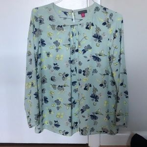Vince Camuto top